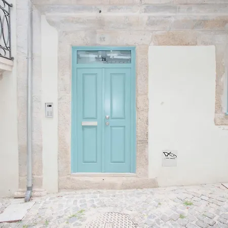 Liiiving In - Boho Blue Apartment Porto